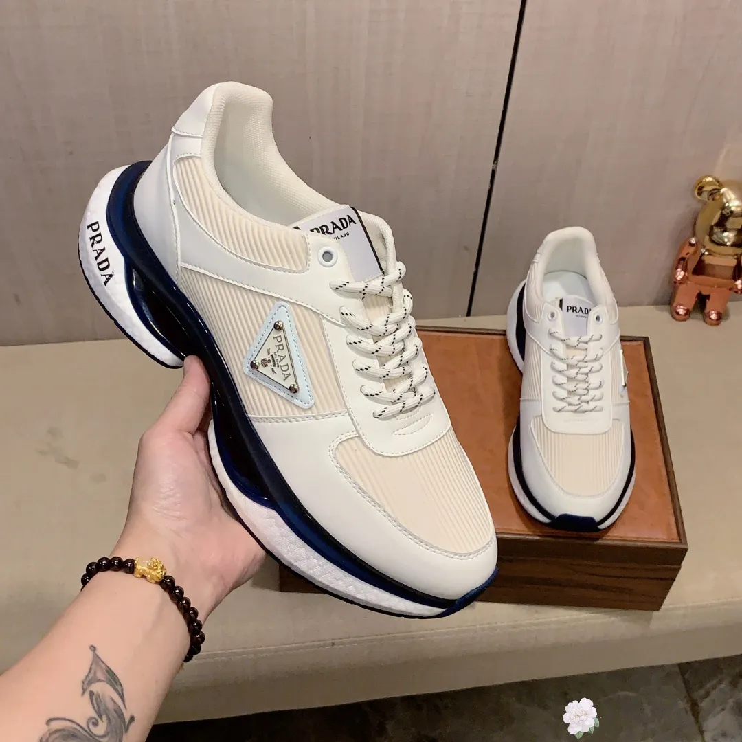 Men's men's shoes💰460💰💰🎩🎩[Lightning][Lightning] "PRADA*" The latest and most popular casual shoes, top brand [seduce] luxury ~ purchasing agency, top ~ quality. [Strong] The upper is made of imported breathable cowhide with material ➕ breathable sheepskin feet (•) and fine workmanship. The original stylish and stylish soft rubber wear-resistant and non-slip outsole is light and comfortable on the feet. The real thing looks better when taken in real life. 004: code: 38-44, 4️⃣ colors